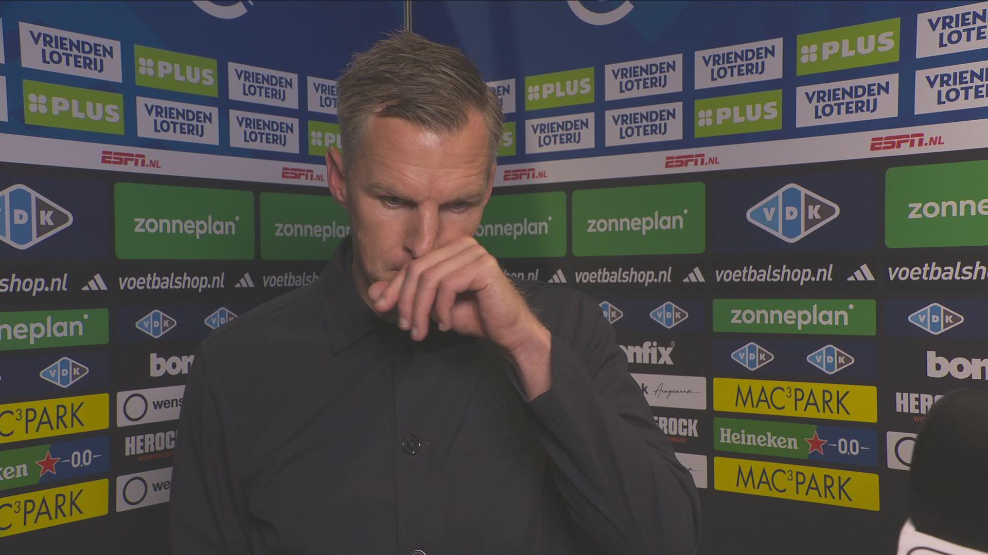 Plat: "Ik ben hier niet zo van, maar ik vond het nu wel mooi om ze nog een keer te bedanken"