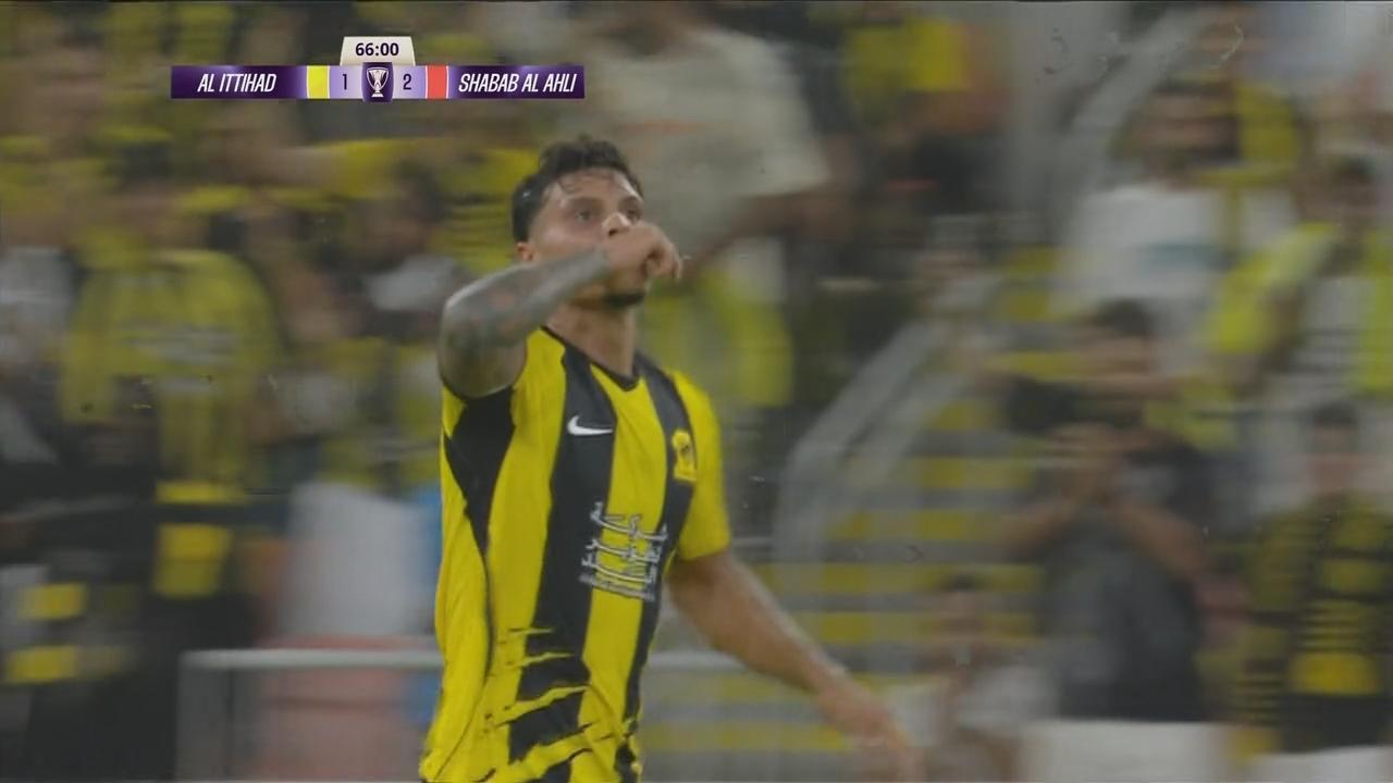 ¡Golazo de Richard Ríos para el 1-2 del Al-Ittihad ante Al-Ahli Dubai en la AFC Champions Elite!