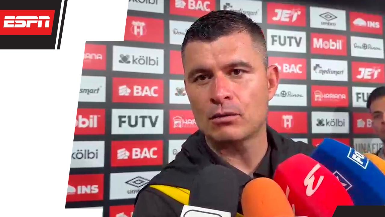 Danny Carvajal sobre el penal fallado por Fernando Lesme: "Yo creo que nadie quiere fallar"