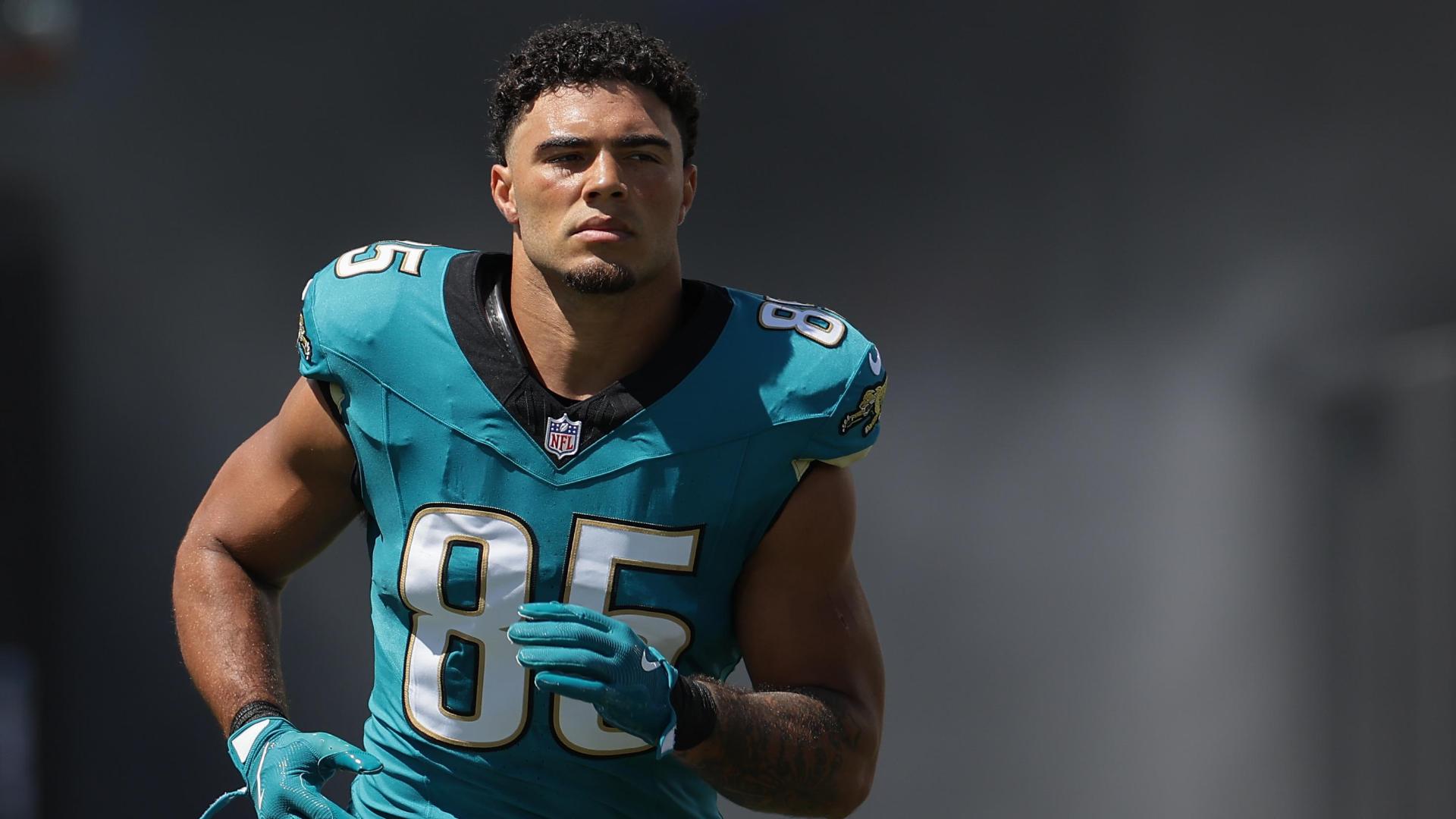 Is Brenton Strange a good fantasy play vs. Texans?