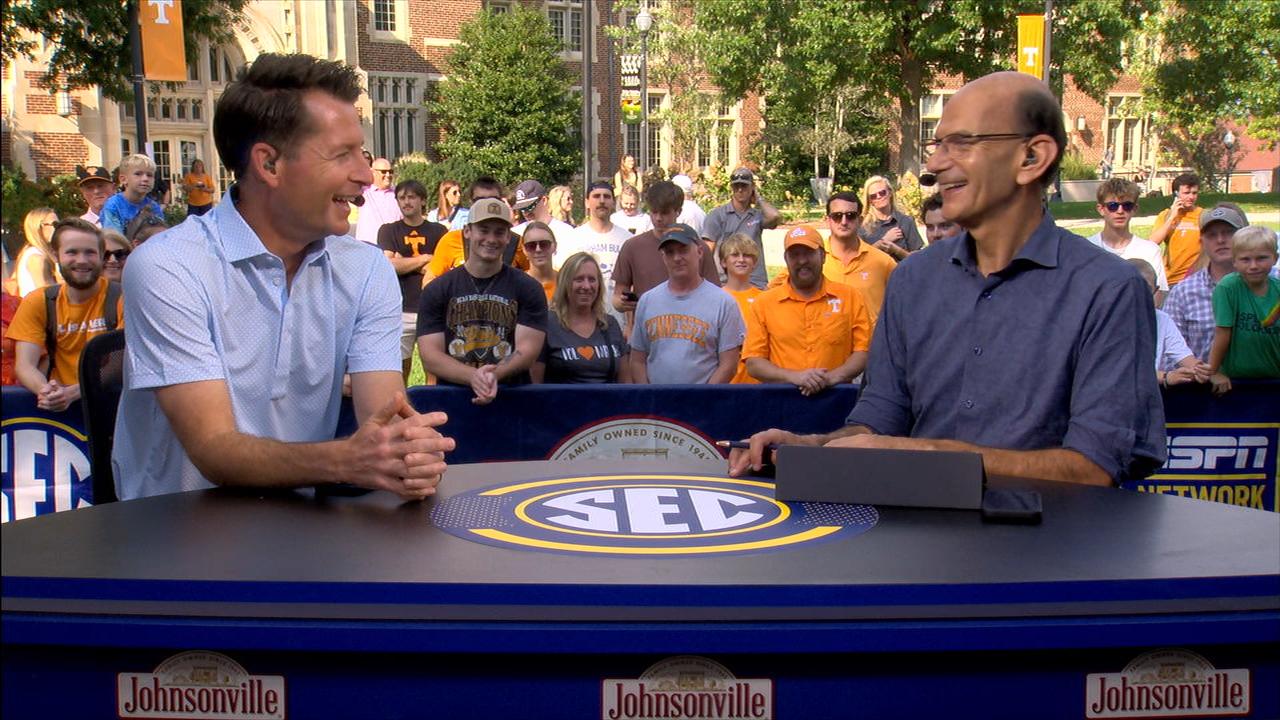 How will 24-team CFP format impact regular-season play?