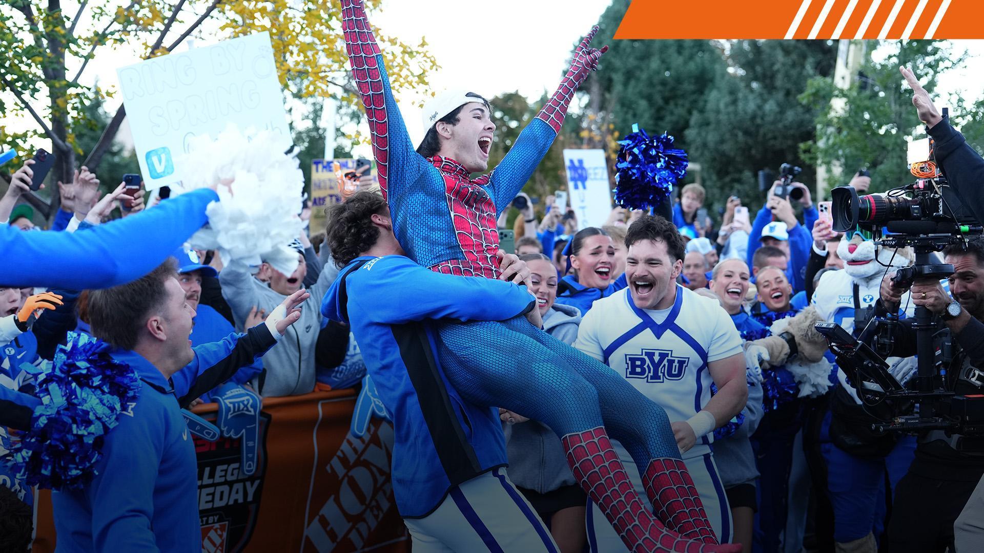 'Spider-Man' anota gol de campo para ganar 3 millones