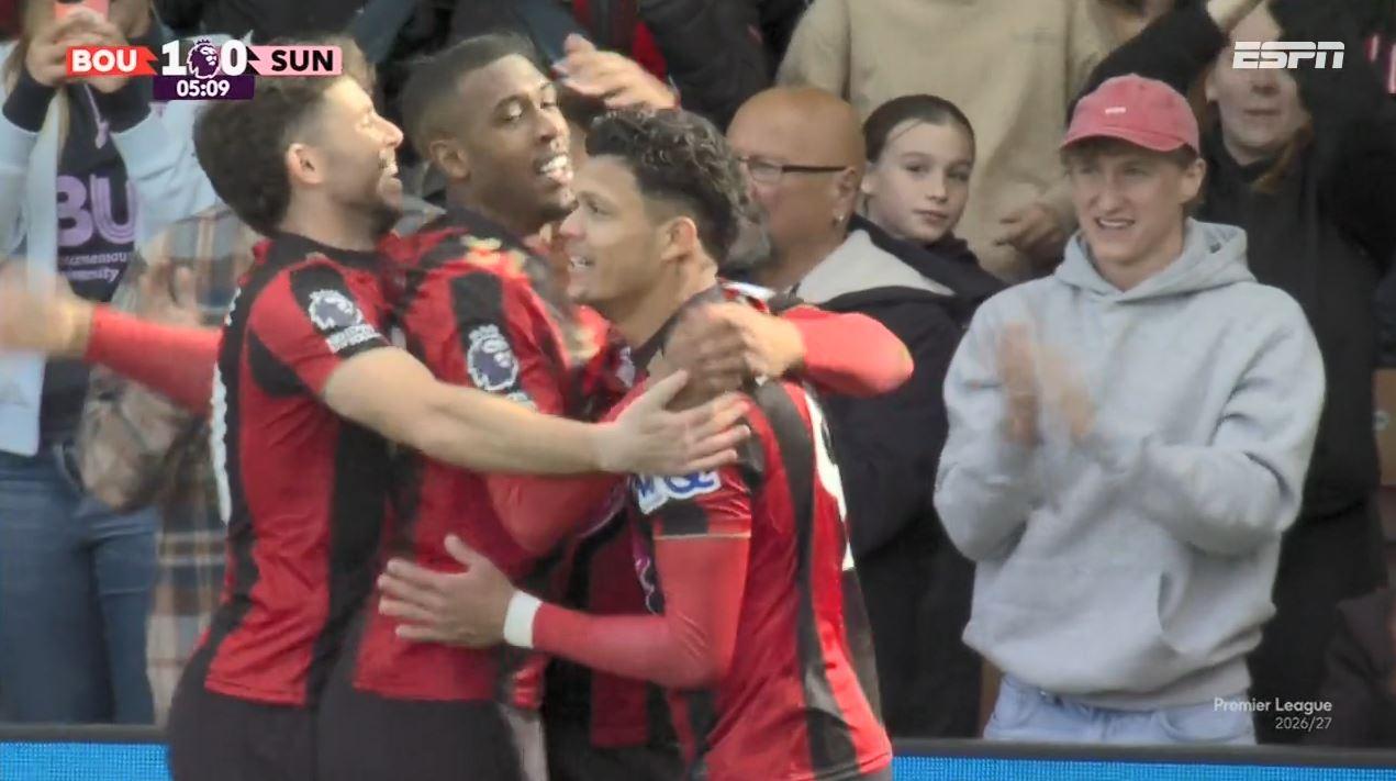 Gol do Bournemouth! Assistência brasileira! Evanilson dá o passe para Tavernier abrir o placar contra o Sunderland