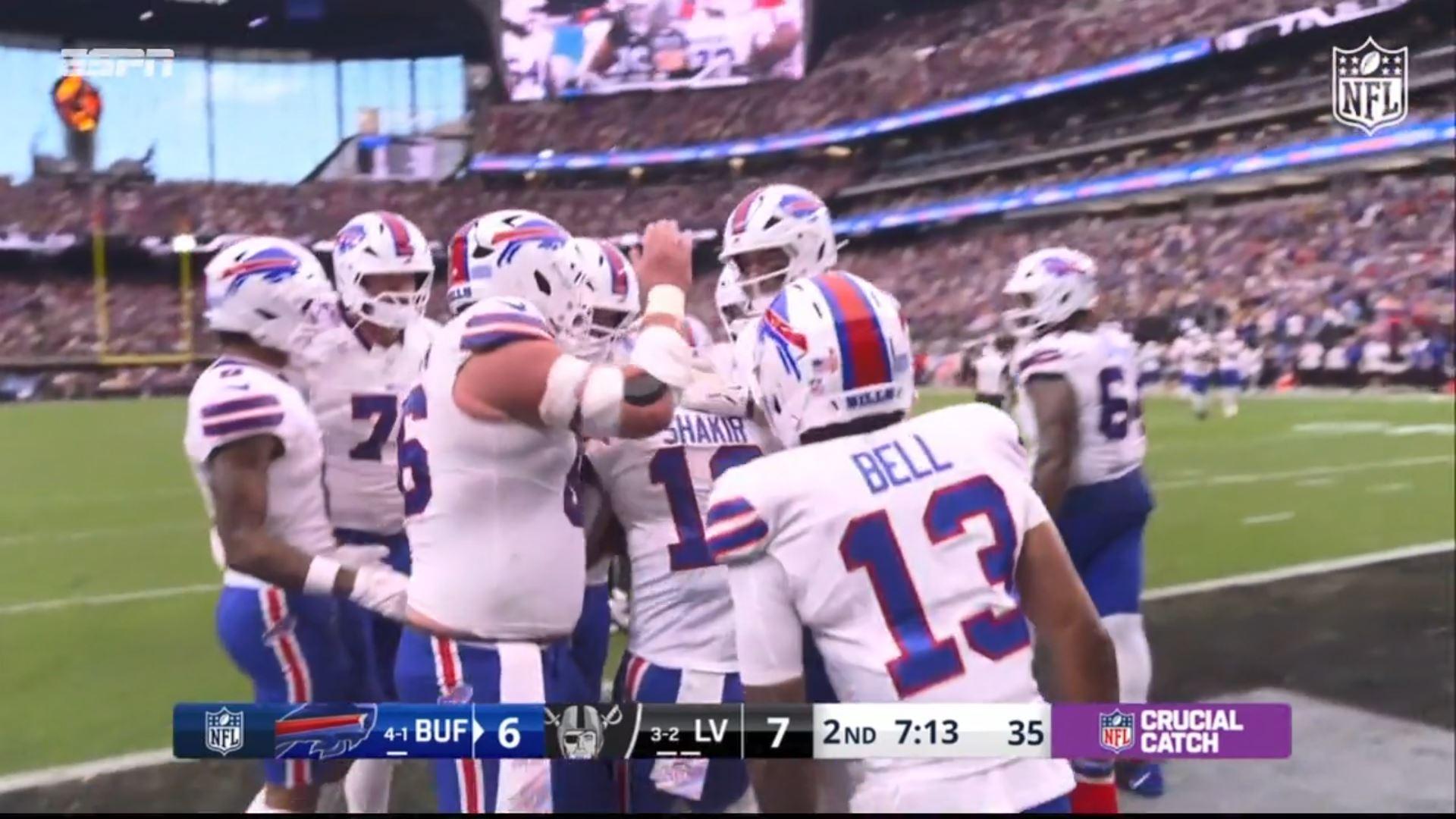 Touchdown Bills! Allen acha Shakir, que aproveita screen para pontuar; VEJA