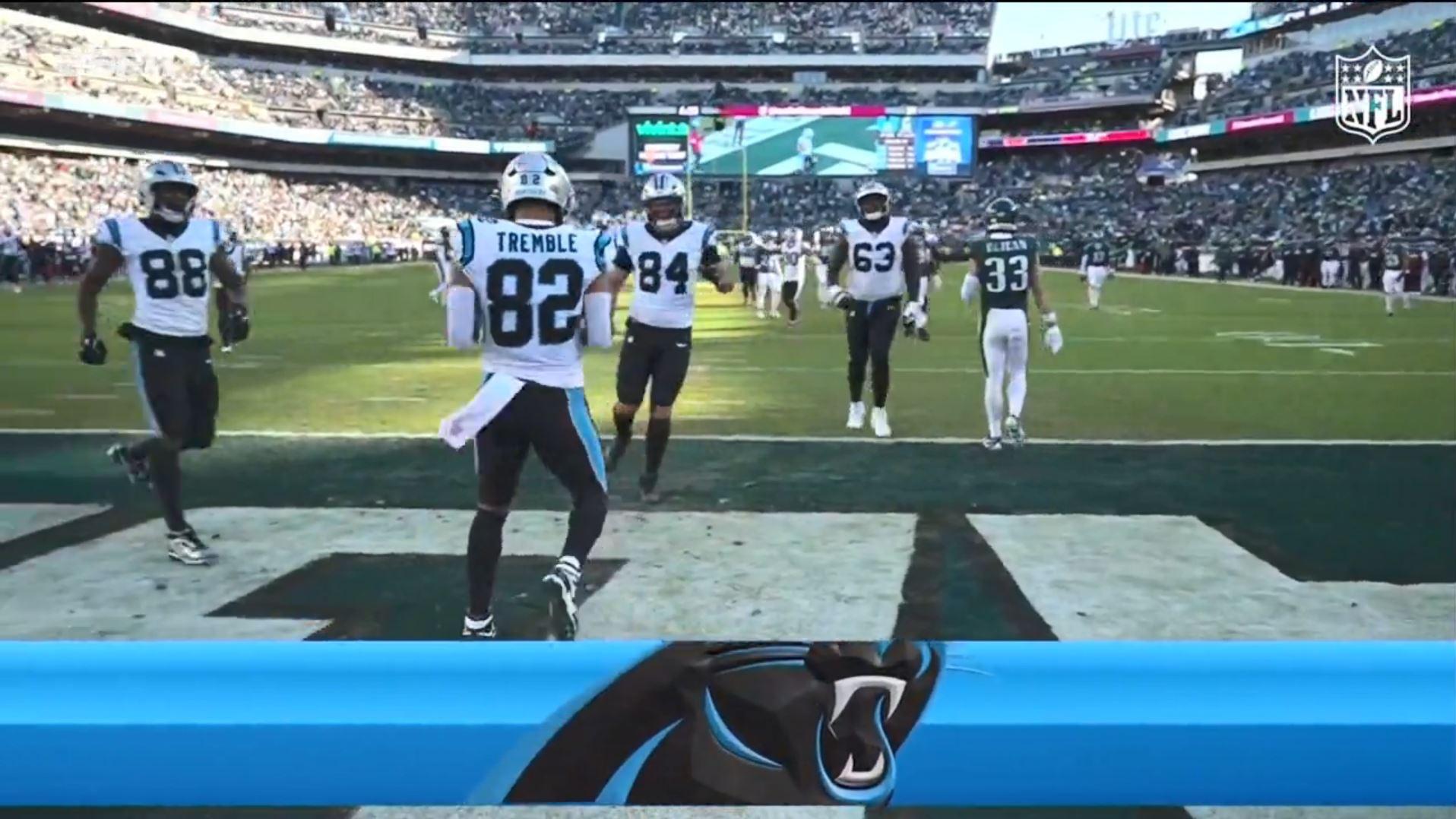 Touchdown Panthers! Tremble aparece sozinho na endzone e sela vitória da equipe de Carolina