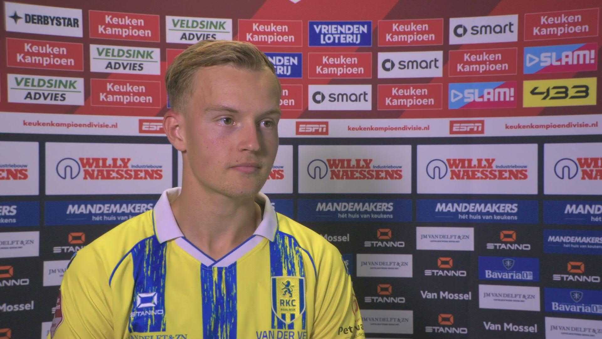 Van der Veen met knipoog na goal: "Ik kwam erachter dat ik best wel snel ben"