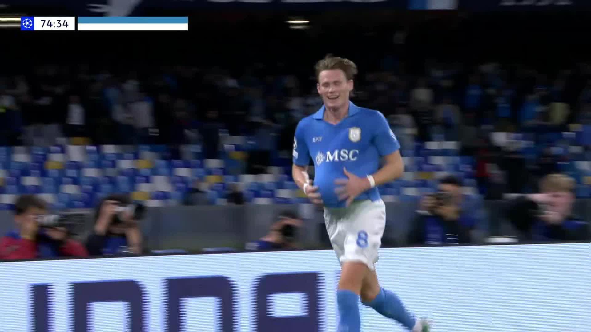 McTominay estampó su doblete y el Napoli volvió a pasar a ganarlo