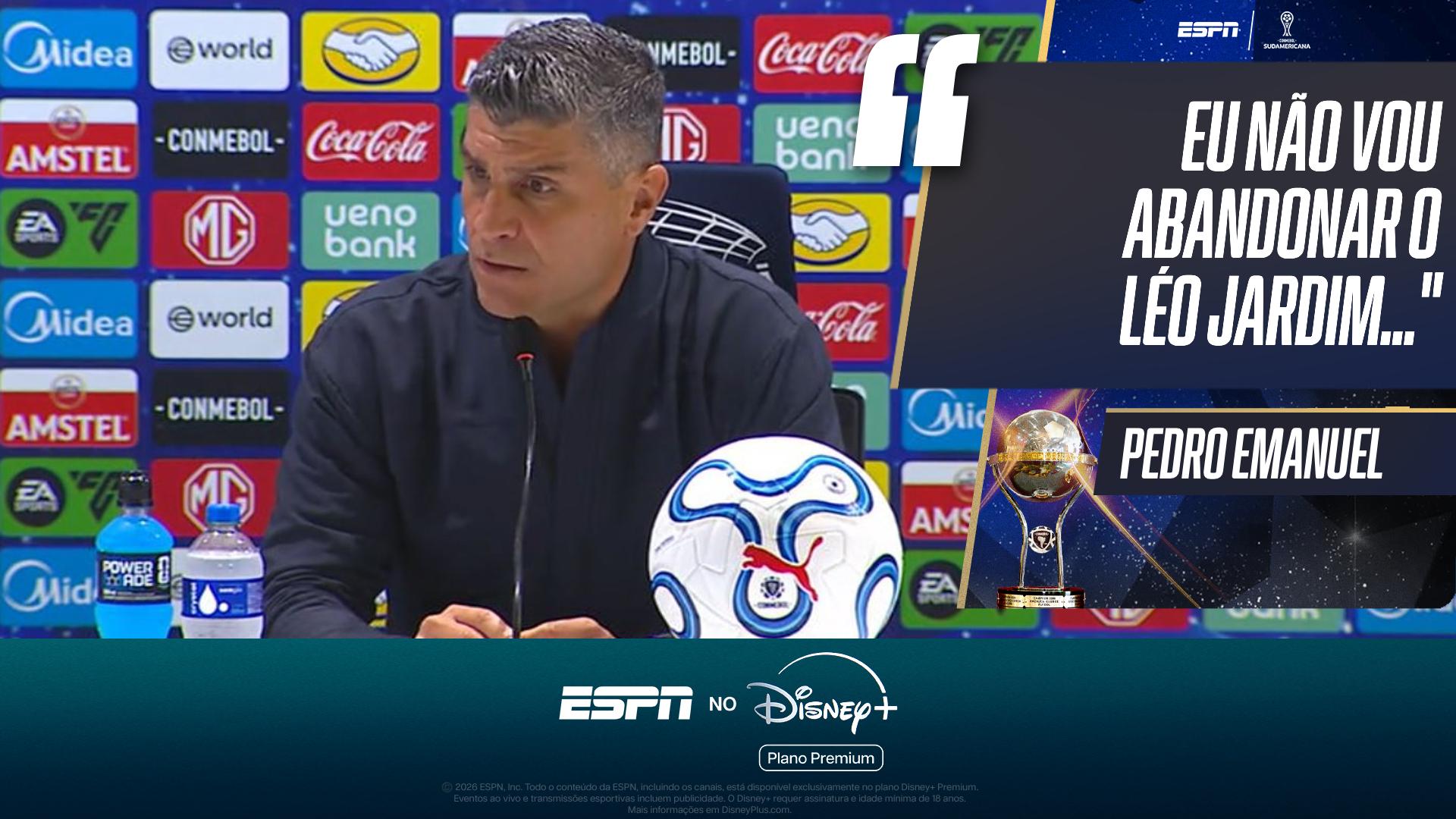Técnico do Vasco sai em defesa de Léo Jardim, mas admite falha em gol do Boca: 'Poderia ter feito melhor'