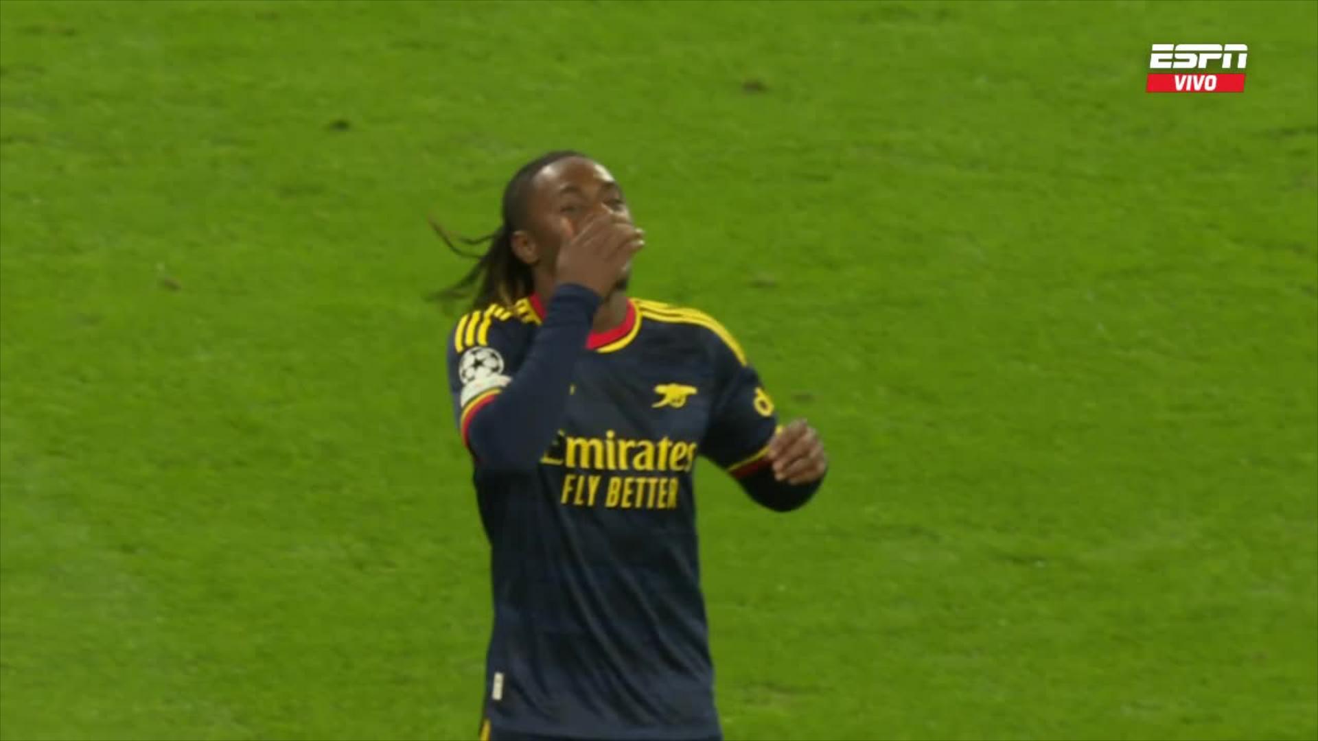 ¡Ventaja para Arsenal en Munich! Eze puso el 1-0