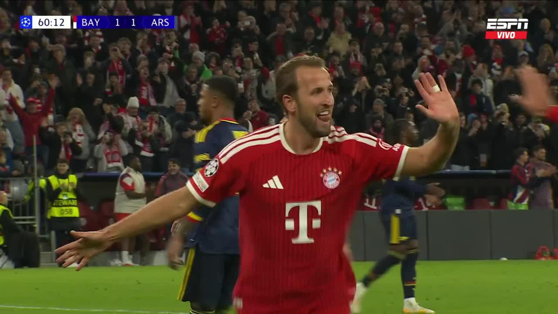 Kane no falló y Bayern Munich lo dio vuelta ante Arsenal