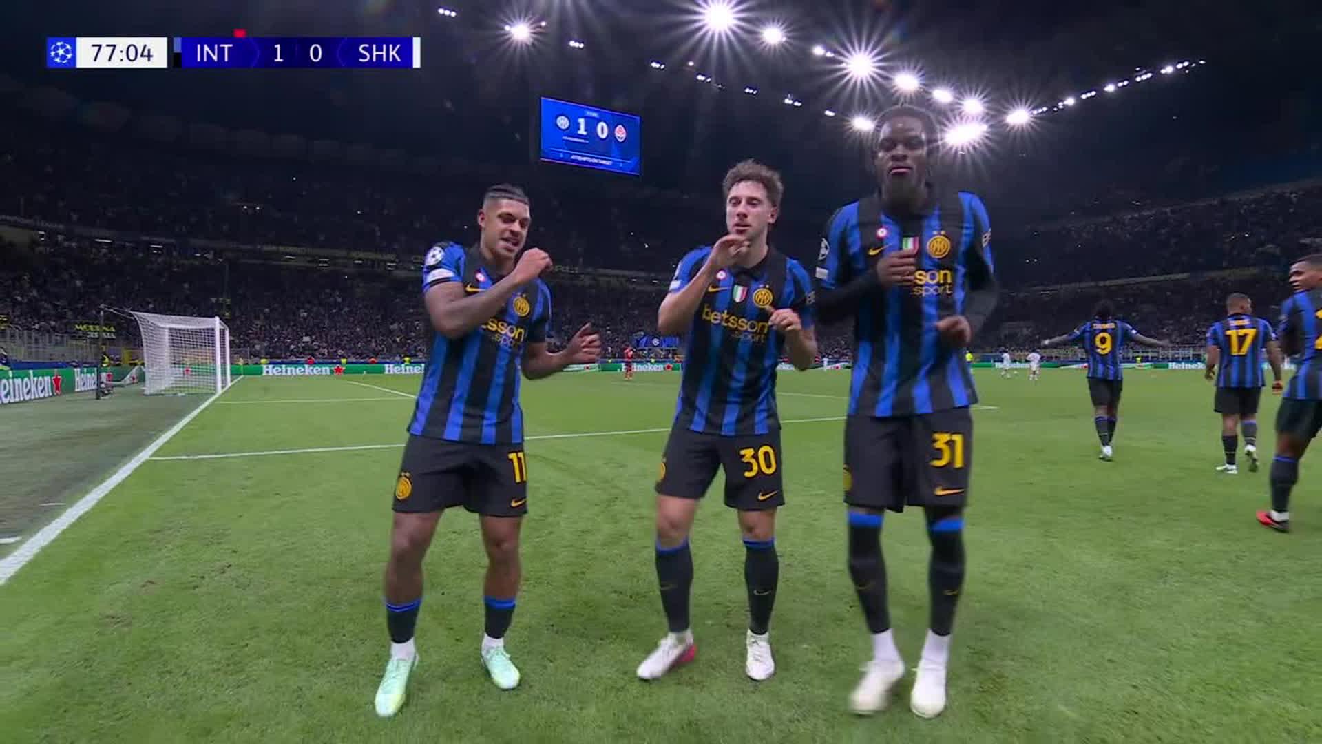 ¡Control top y gol de Carlos Augusto para Inter!