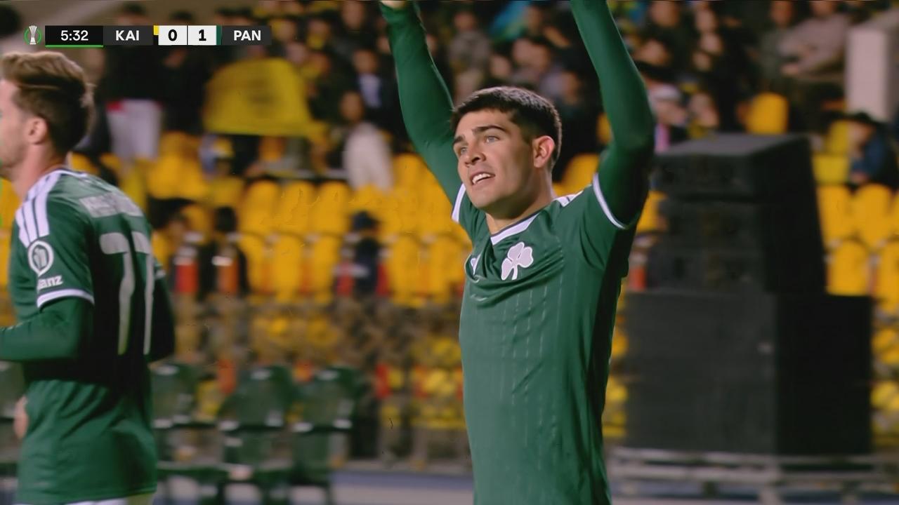 Vicente Taborda pisó el área y abrió el marcador ante Kairat Almaty en la Conference
