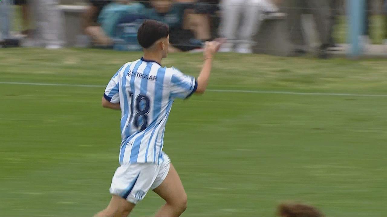 Golazo de Alexis Yegros para que Racing acorte la diferencia