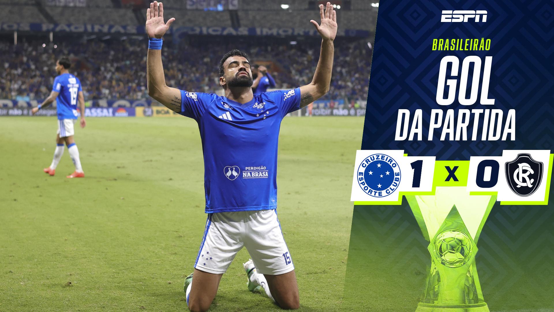 Gol do Cruzeiro! Fabrício Bruno sobe mais alto do que a defesa do Remo para fazer 1 a 0 no Mineirão