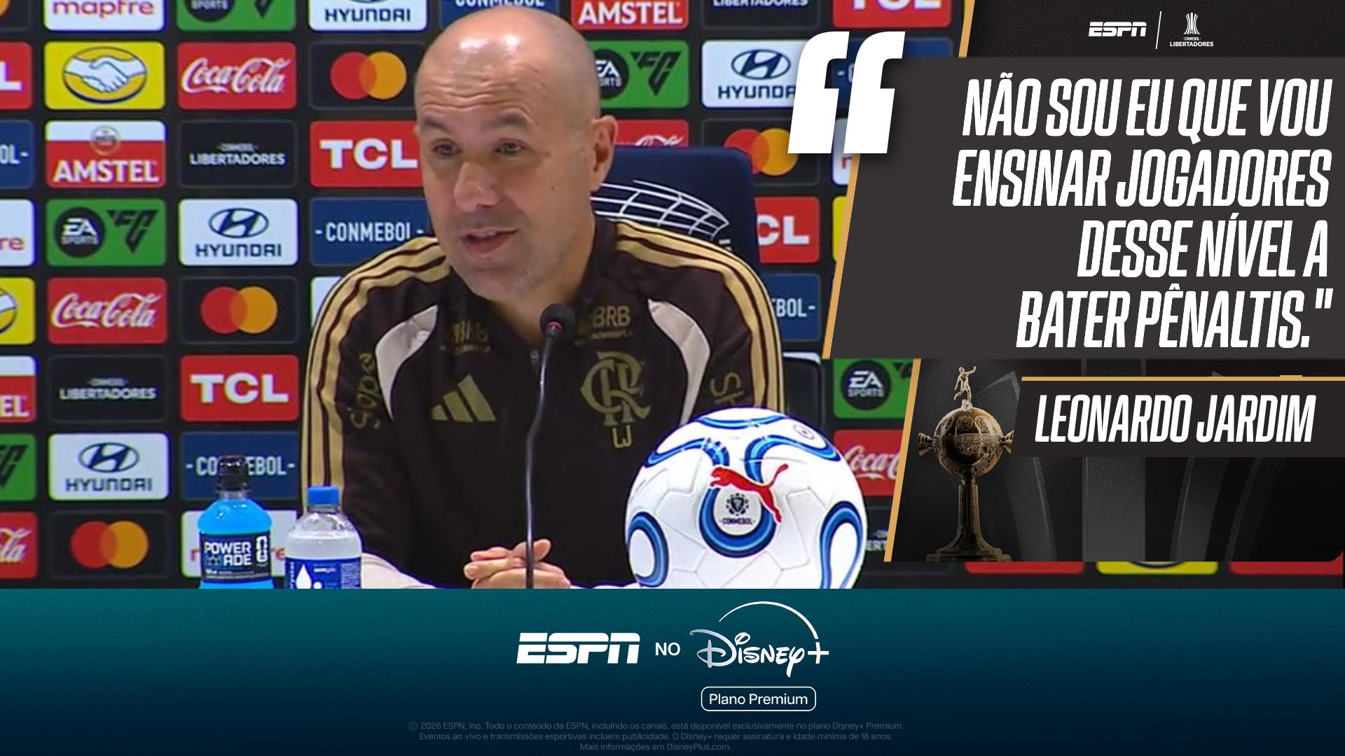 'Não sou eu que vou ensinar jogadores desse nível a bater pênaltis': Leonardo Jardim fala sobre eliminação