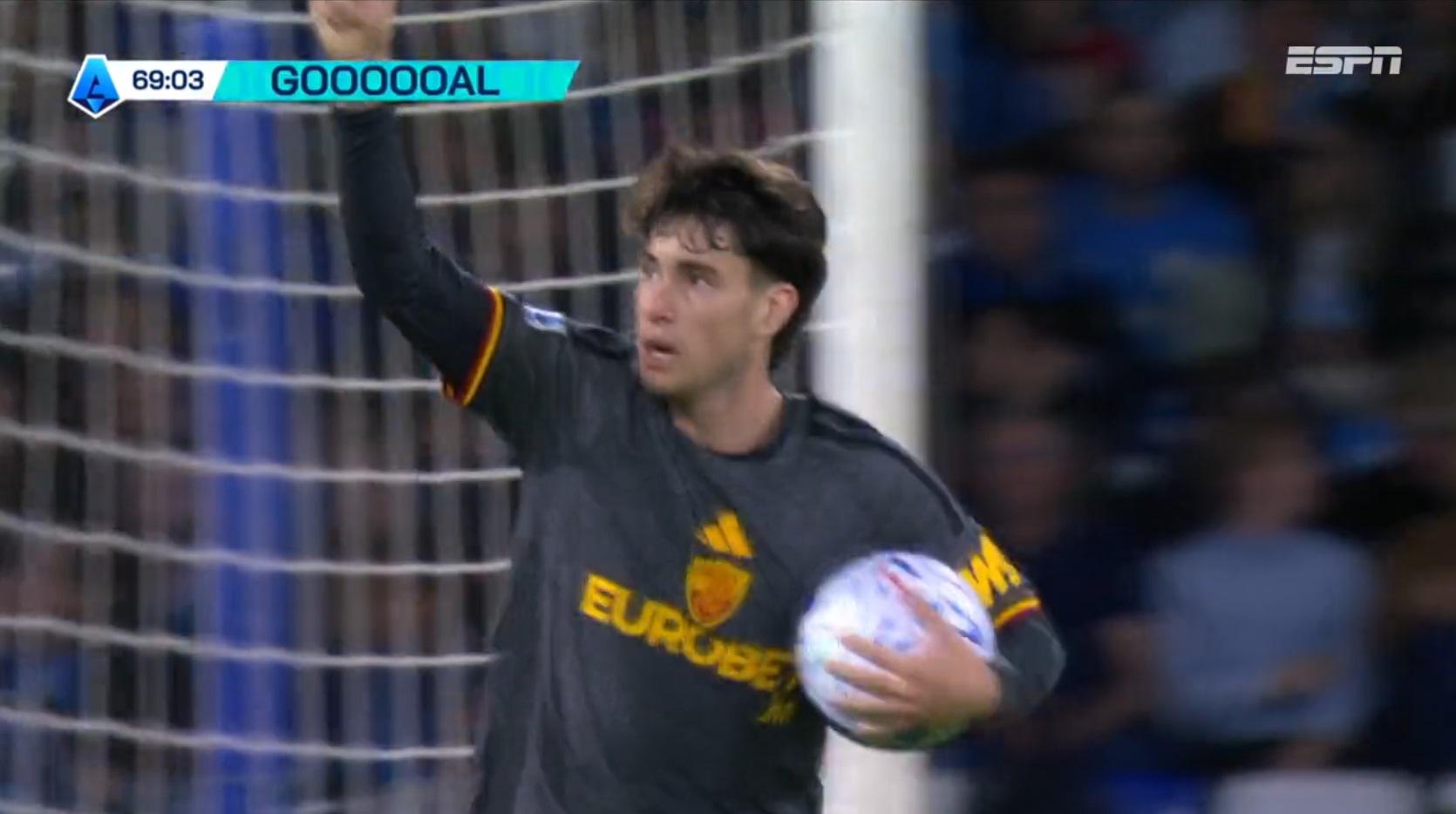 Gol da Roma! Soulé acerta chute colocado de fora da área e diminui; VEJA