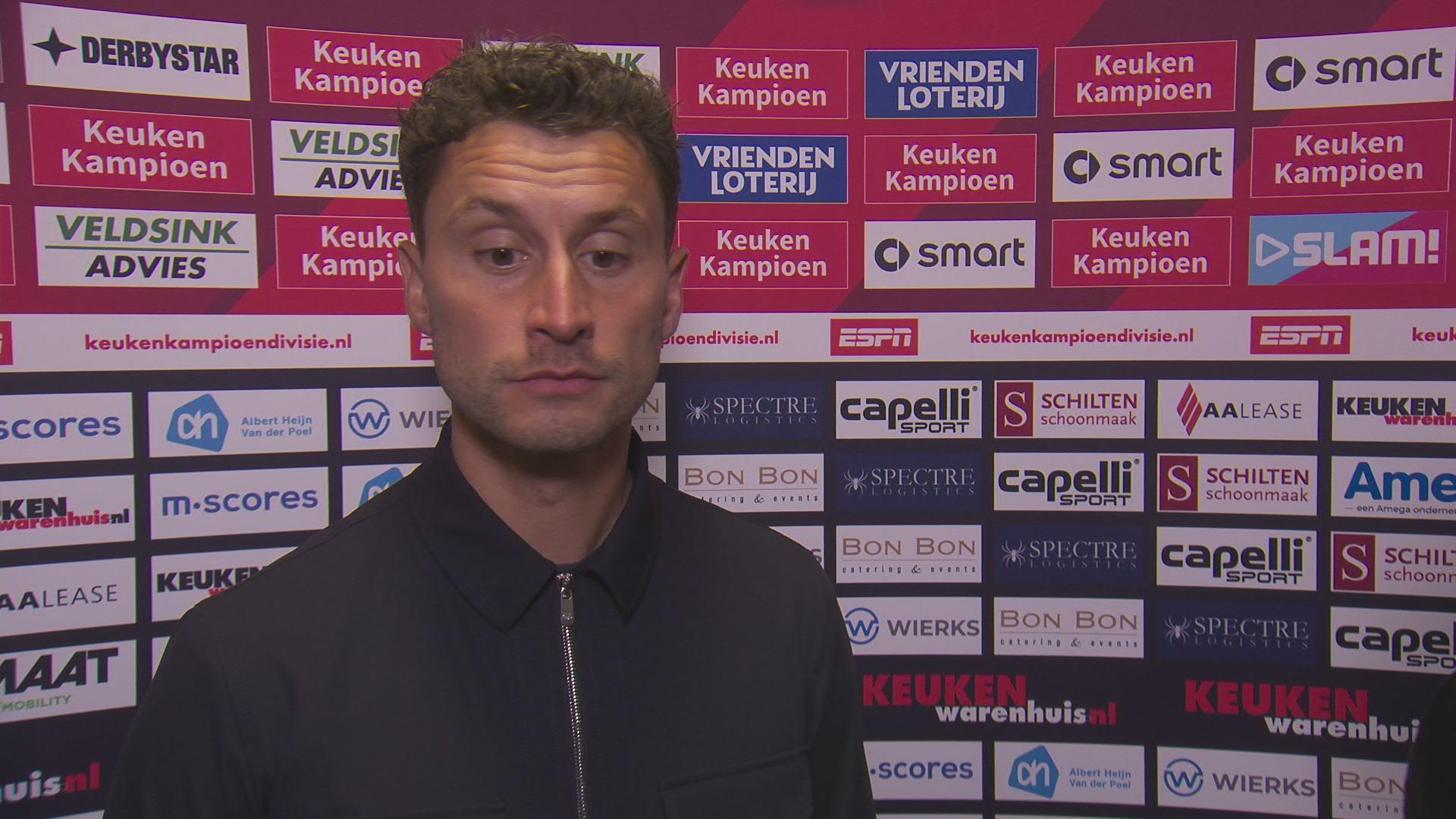 Nuijten woedend na snelle tegengoals: "Dingen die ik niet op tv kan zeggen"