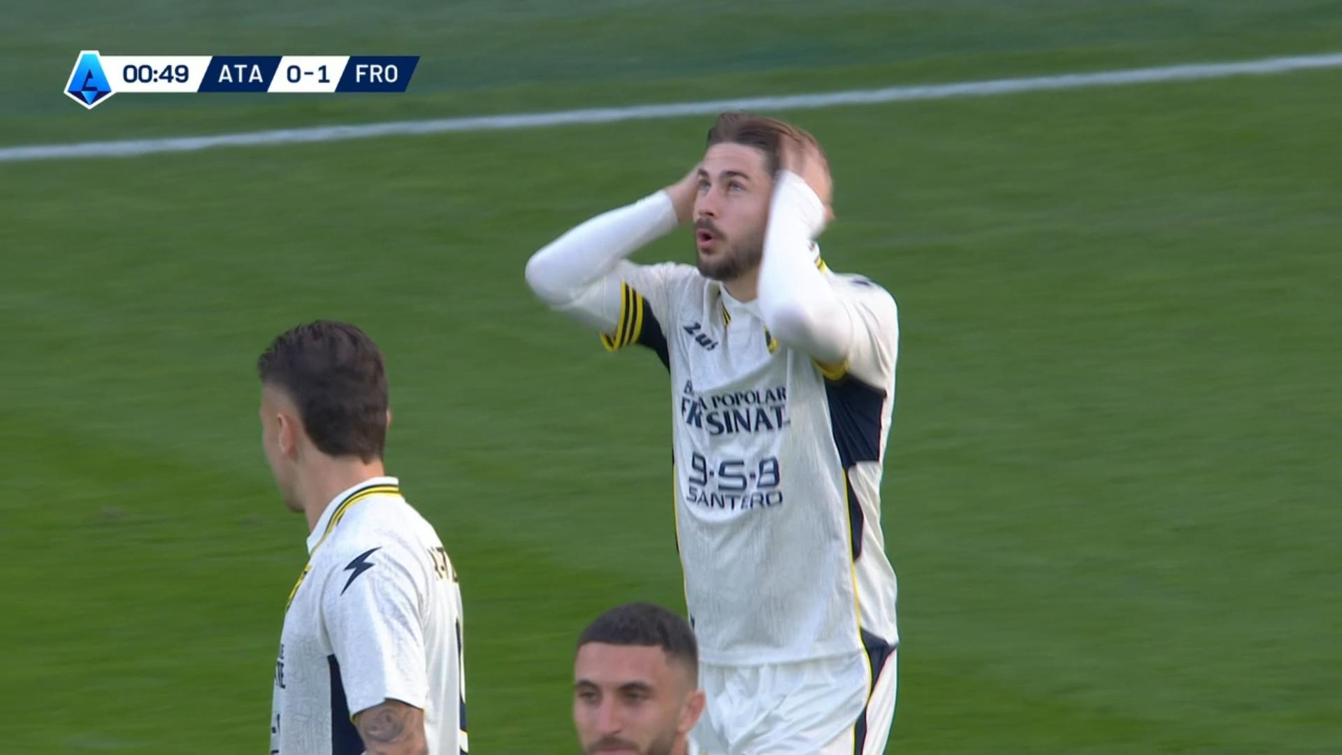 ¡Error insólito antes del minuto! Éderson le regaló el gol a Schmid