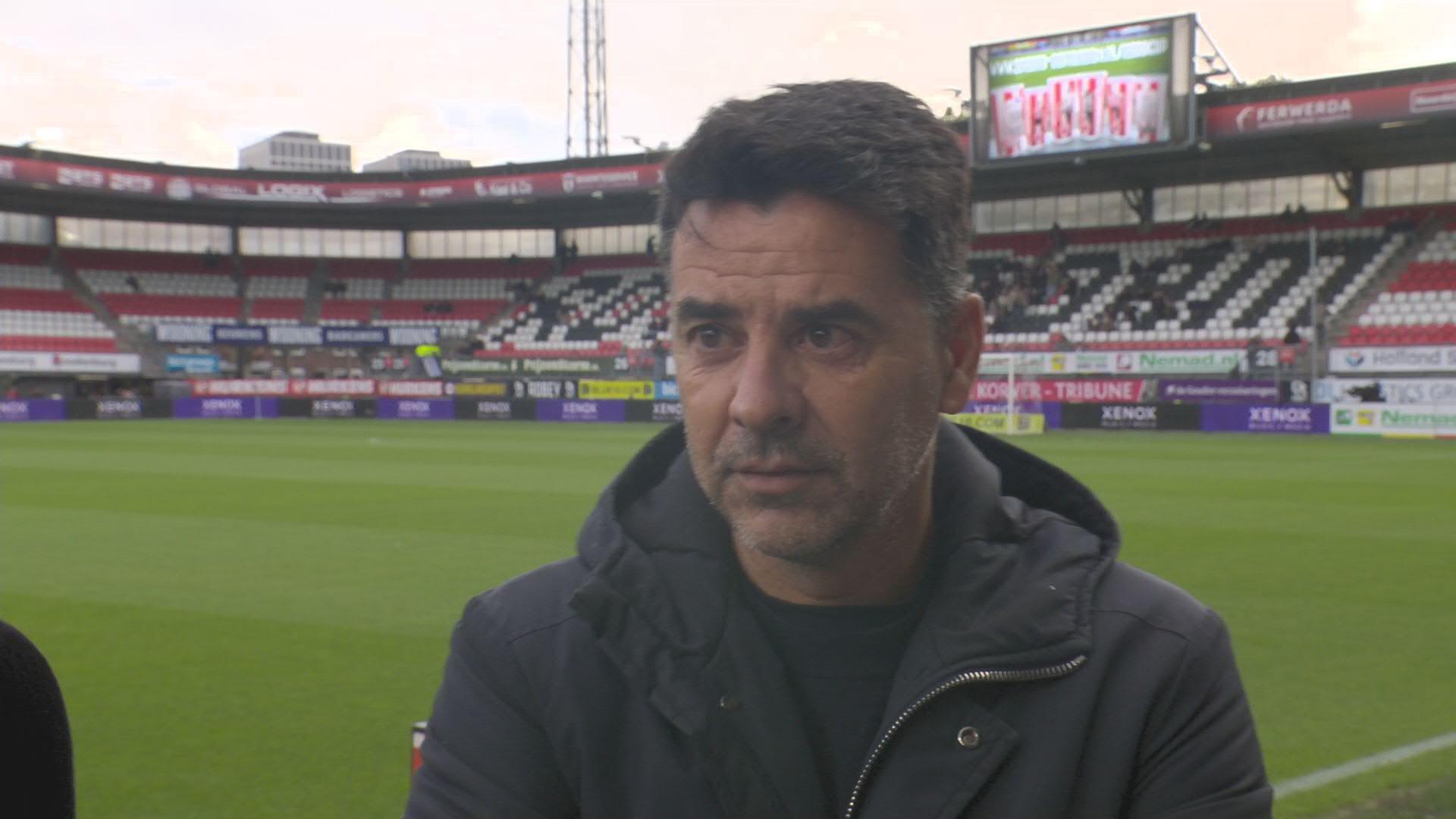 Míchel wisselt 5 spelers: "Dat heeft te maken met fitness, maar ook tactiek"