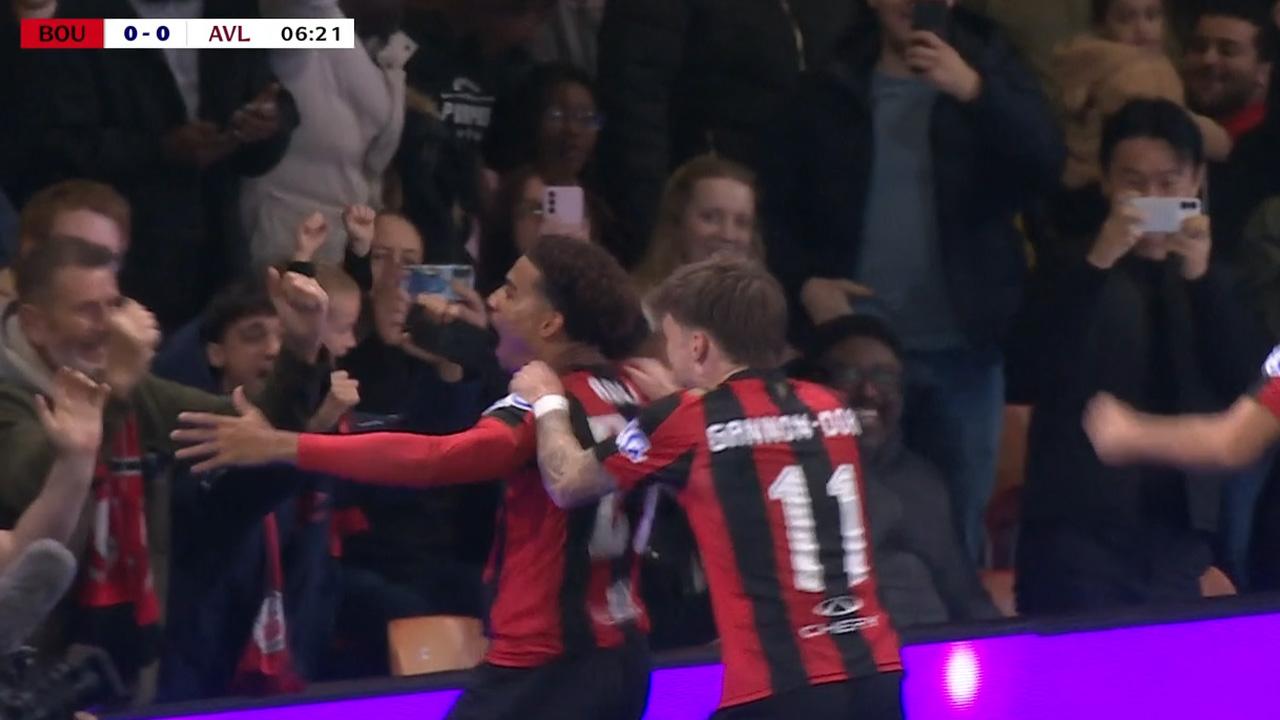 ¡Asistencia de Julio Soler y gol de Adli para el 1-0 del Bournemouth en Carabao Cup!