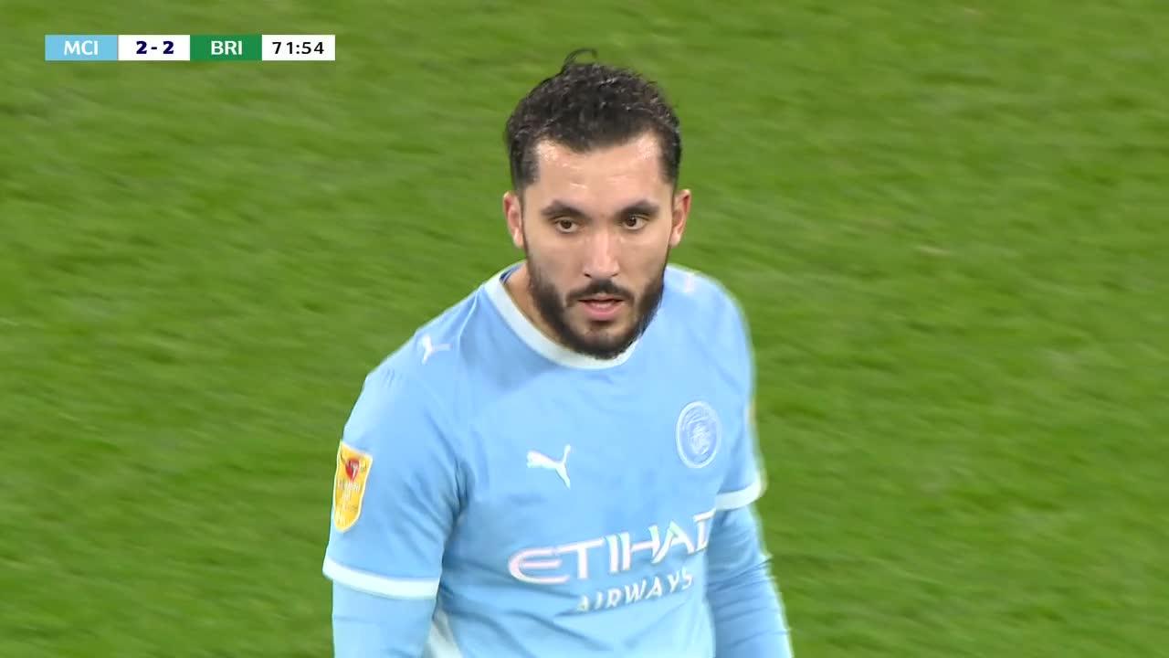 Entre Cherki y Vitor Reis llegó el empate del Manchester City