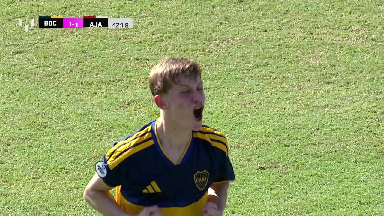 ¡Una pirueta sensacional! Golazo de Di Risio para el empate de Boca