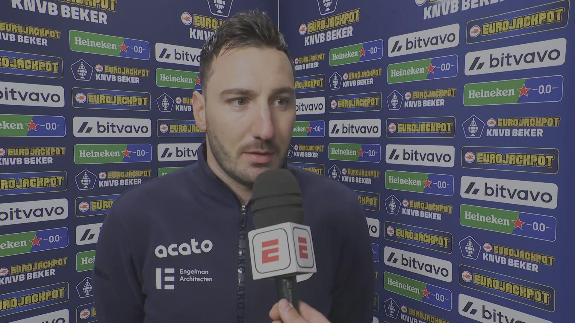 Van de Laar boos: "We hebben twaalf minuten warming-up gehad"