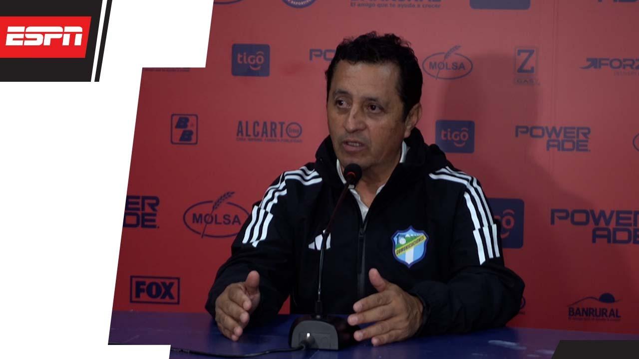Roberto Montoya tras caer en el clásico: "Estoy molesto con el criterio arbitral"