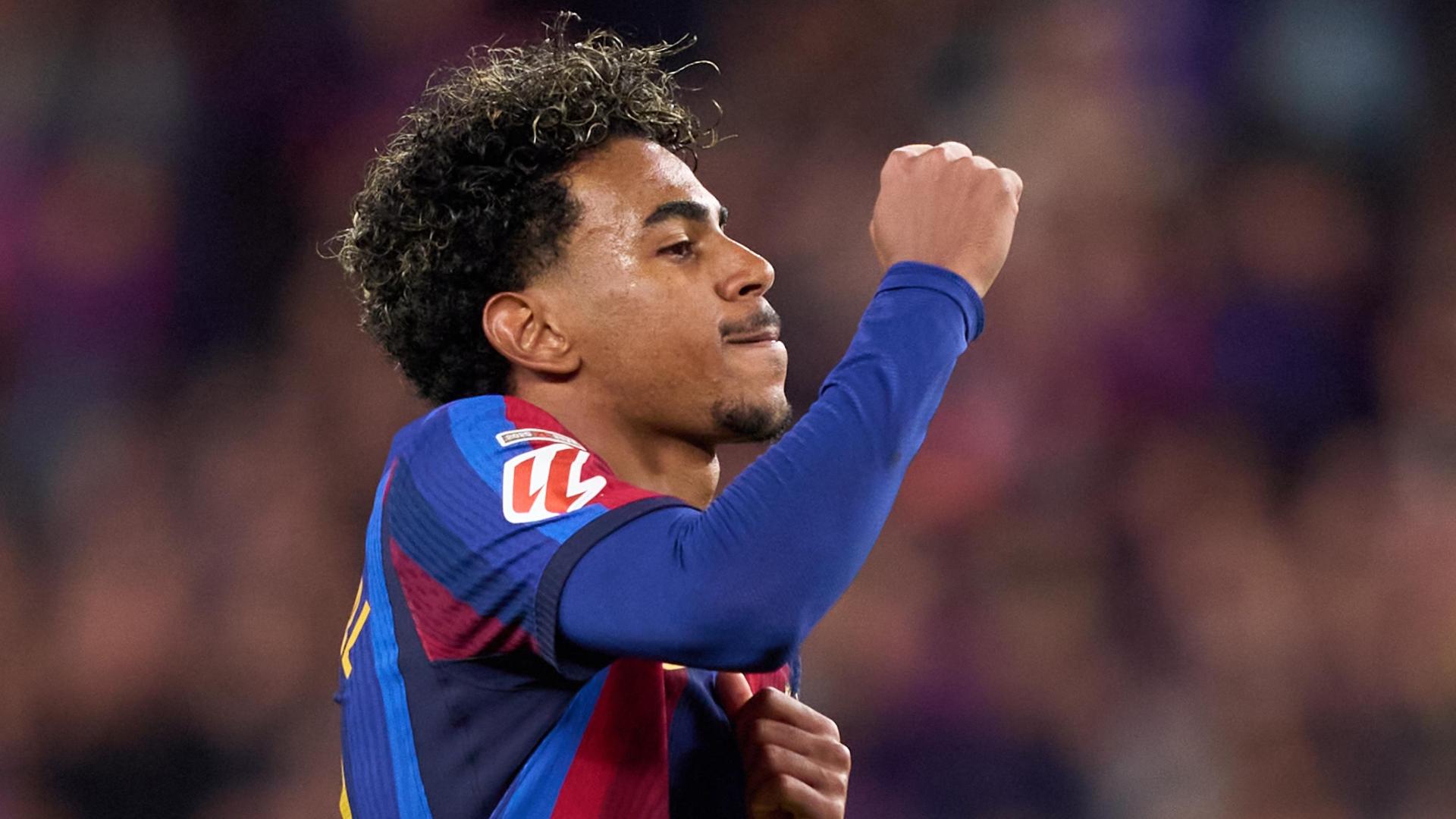 Barcelona bounces back in LaLiga with 6-1 win over Alavés