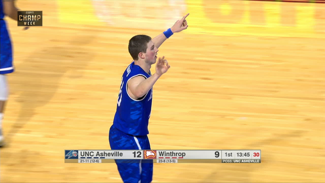 K. Vannatta made Three Point Jumper. Assisted by A. Thomas.