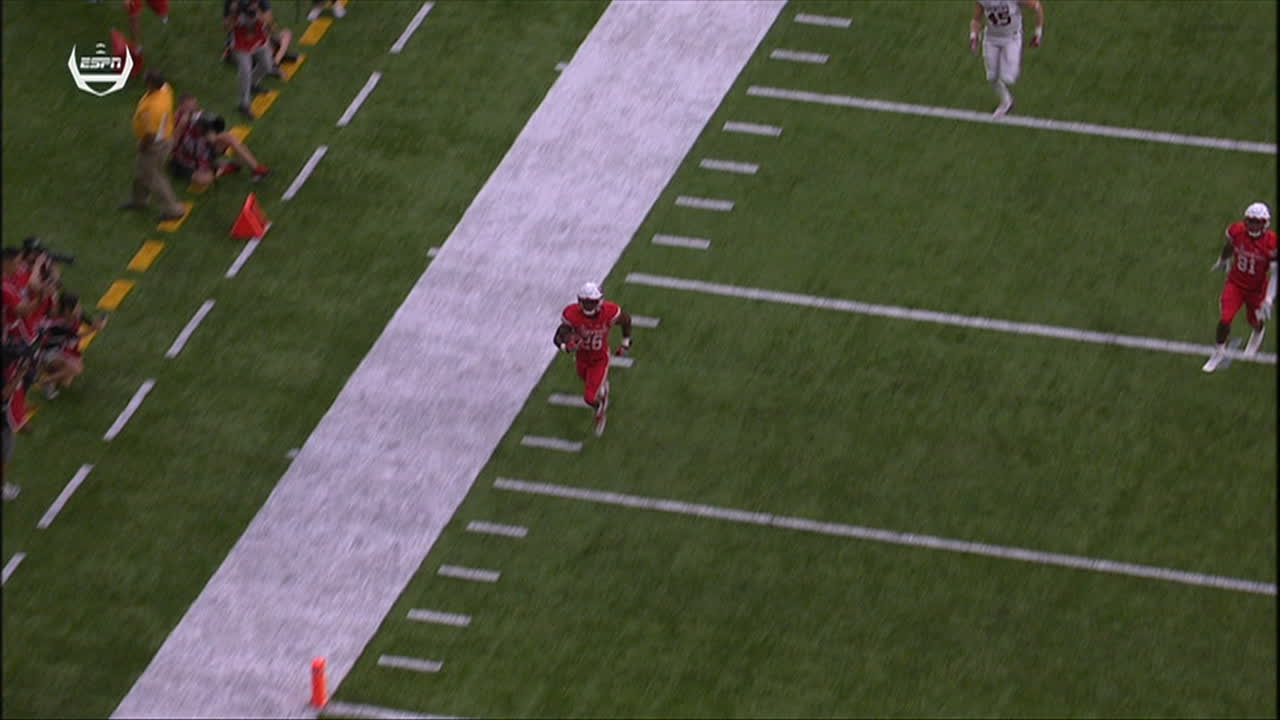 Houston returns missed FG length of field for TD