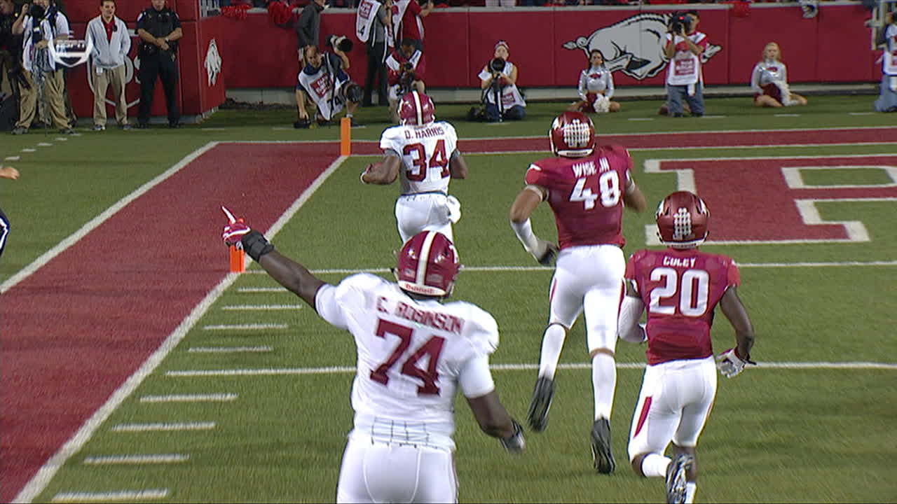 Harris takes screen pass 56 yards for TD