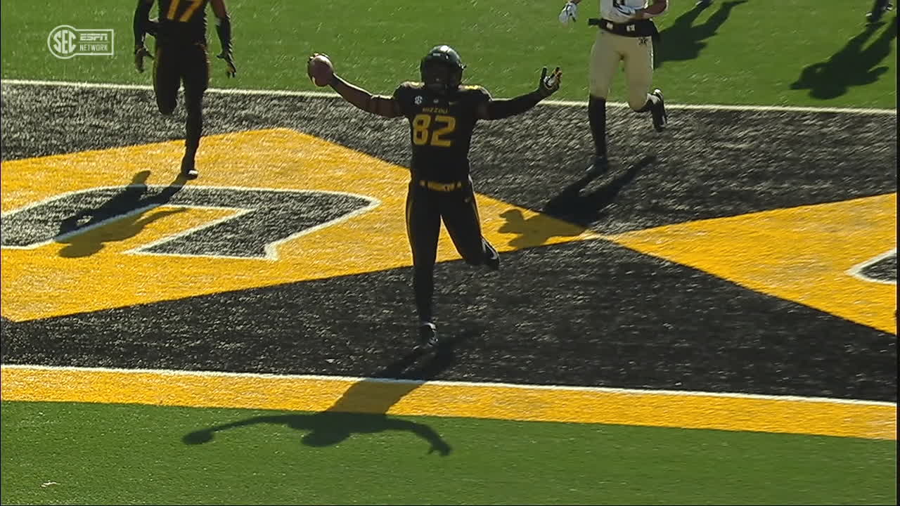 Play-action fools defense on Missouri TD
