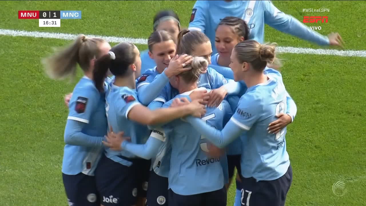Gol do Manchetser City! Após escanteio, Miedema cabeceia e faz 1 a 0 no United em clássico no Inglês feminino