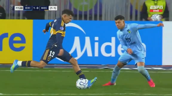 Flores casi mete un golazo ante O'Higgins