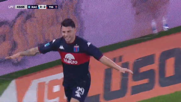 Era gol de David Romero y el 3-0 de Tigre, pero el VAR determinó que la tocó con la mano