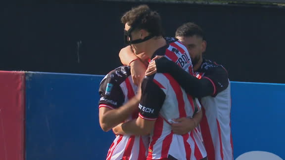 ¡Maroni armó la jugada y puso el 1 a 0 de Barracas Central!