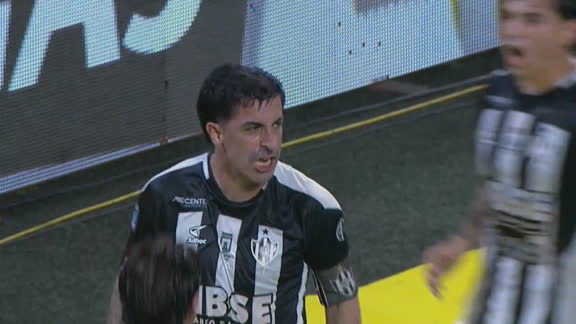 ¡Testazo bárbaro de Santos! Central Córdoba festejó ante San Lorenzo