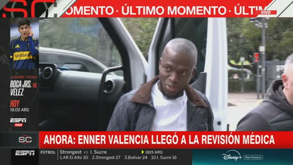 Enner Valencia llegó a la revisión médica