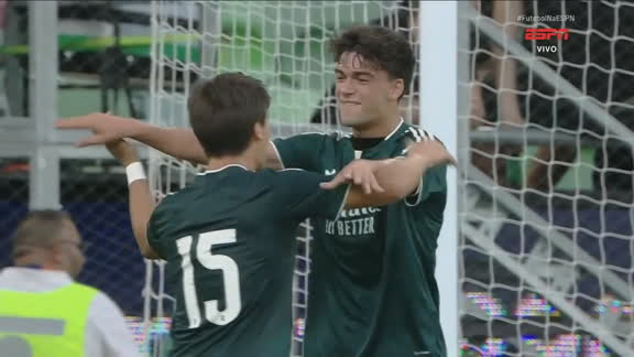 Gol do Real Madrid! Mario Rivas cabeceia e faz 1 a 0 no Ferencváros em amistoso
