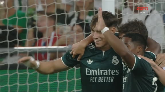 Gol do Real Madrid! Espí recebe de Valverde, tira do goleiro e faz 2 a 0 no Ferencváros em amistoso