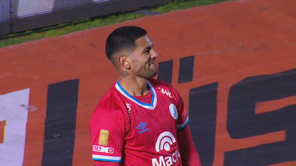 ¡Era un señor gol! Pared, control de pecho, volea y lamento de Passerini