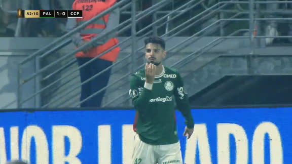 ¡Infalible! Gol del Flaco López para el 1-0 de Palmeiras