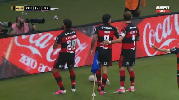 Paquetá capturó el rebote y empató el partido ante Cruzeiro
