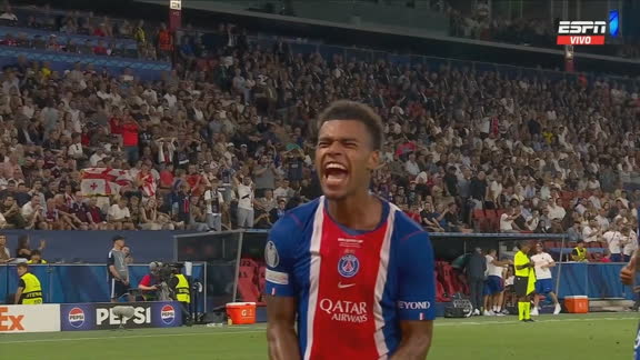 Doué partió habilitado y definió con categoría para poner el 2-1 de PSG
