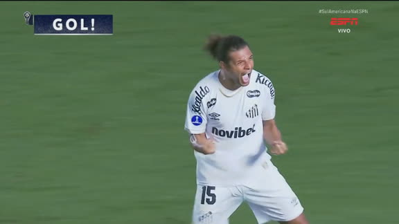 Gol do Santos! Neymar cobra escanteio perfeito, Arão desvia e faz 2 a 1 contra o Macará