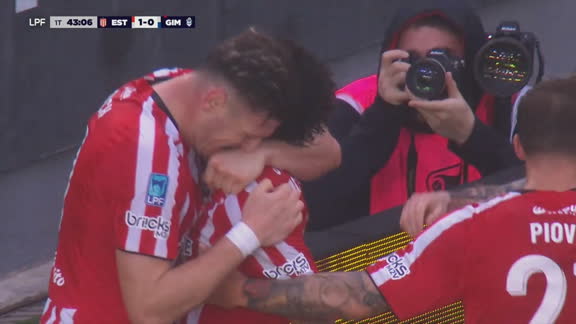 ¡Volea de Mancuso y ventaja para Estudiantes en el clásico de La Plata!