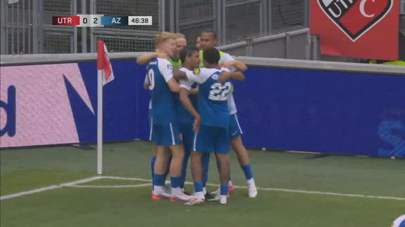 Golazo de Weslley Patati para el 2 a 0 del AZ