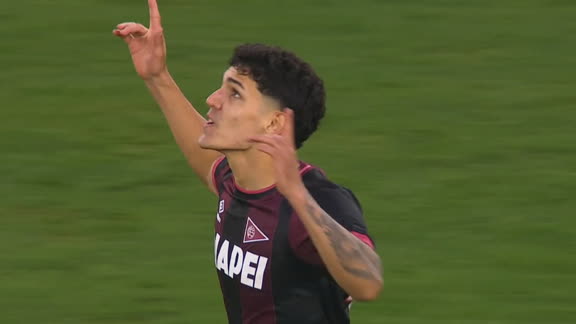 Wlk no falló dentro del área: Lanús descontó frente a Independiente