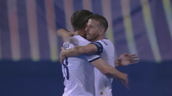 ¡Lo empató Viking: Tripic definió y puso el 2-2 ante Dinamo Zagreb!